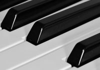 Klavier spielen lernen – Grundlagen und häufige Fehler einfach erklärt